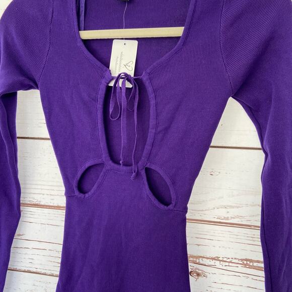Windsor S Purple Cutout Long Sleeve Fitted Short Mini Knit Sweater Dress - Picture 6 of 9